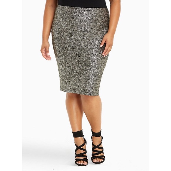 Torrid Metallic Pencil Skirt💋💋💋💋💋💋💋💋💋💋💋💋💋💋💋💋💋 - Picture 2 of 7